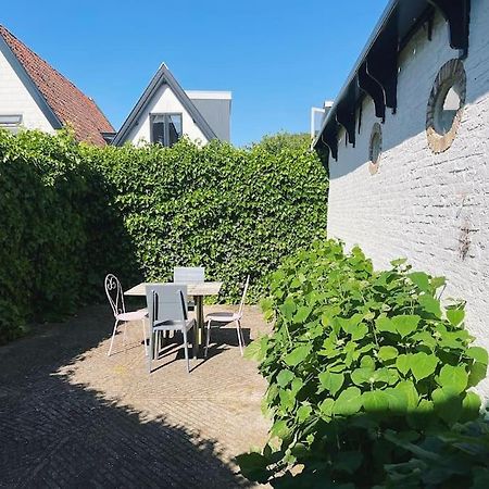 Uniek Vakantieverblijf Den Burg Exterior foto